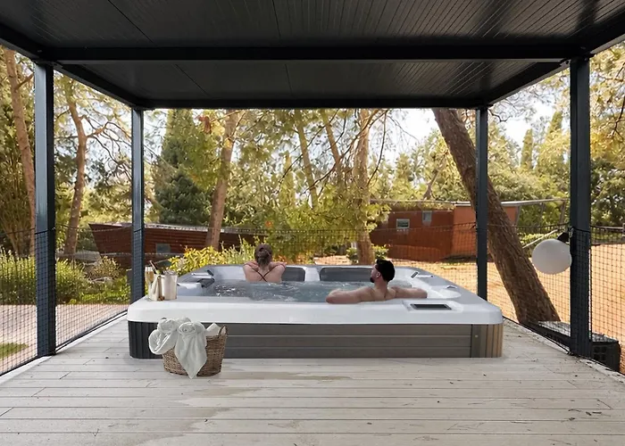 Porton Nature Hideouts